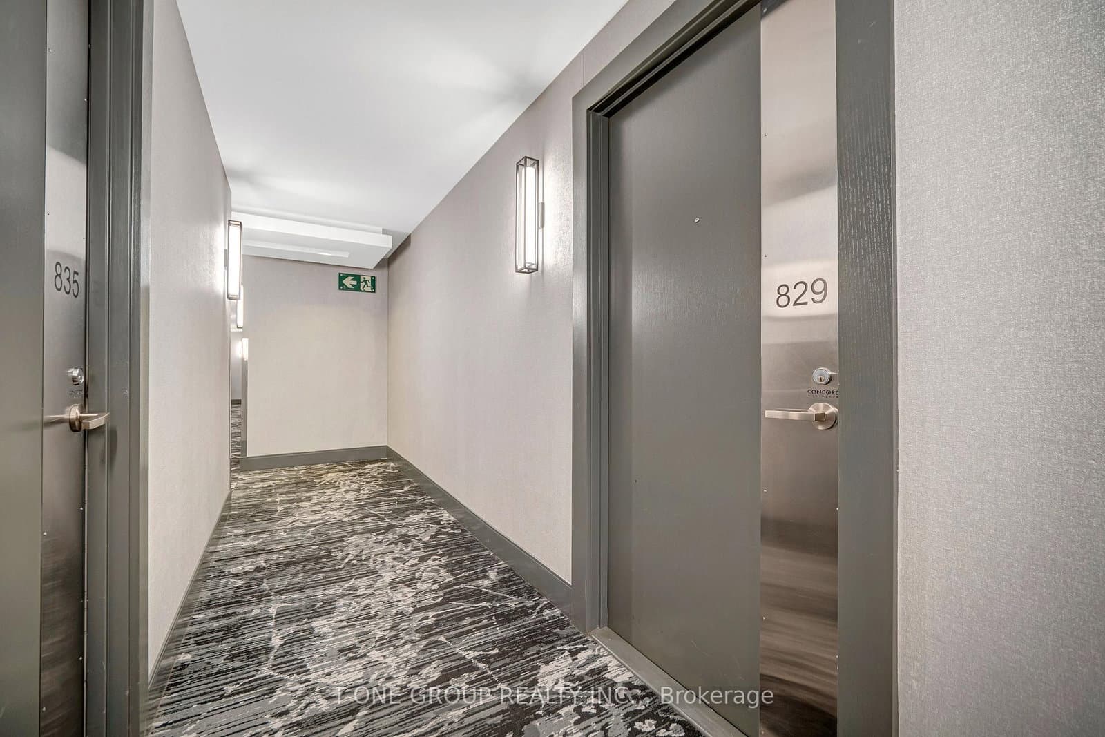 8 Telegram Mews, Unit 829 thumbnail 3