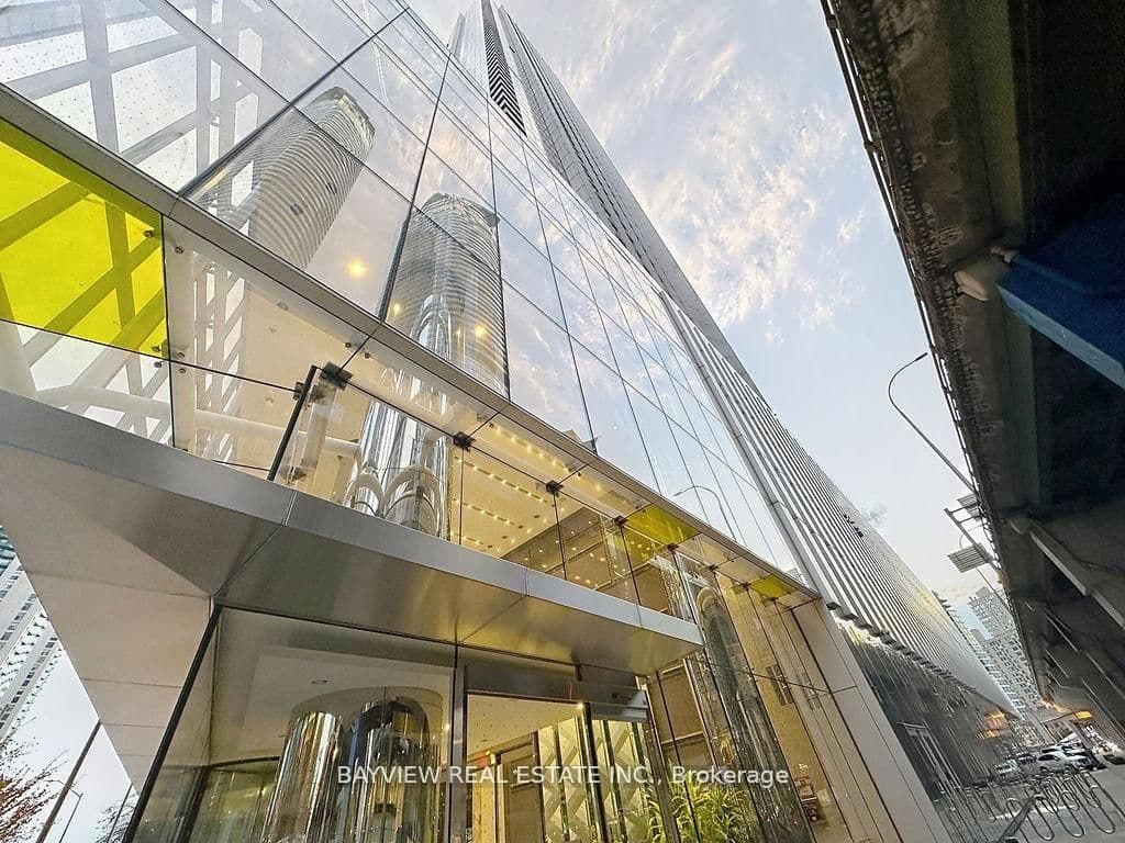10 York Street, Unit 4110 thumbnail 2