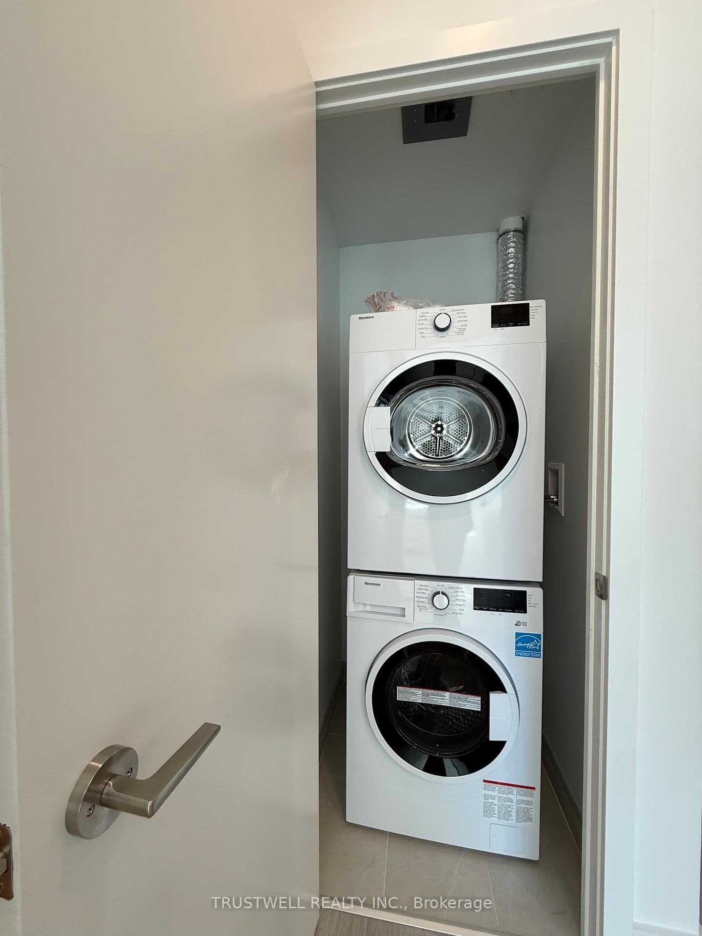 6 Greenbriar Road, Unit 503 thumbnail 16