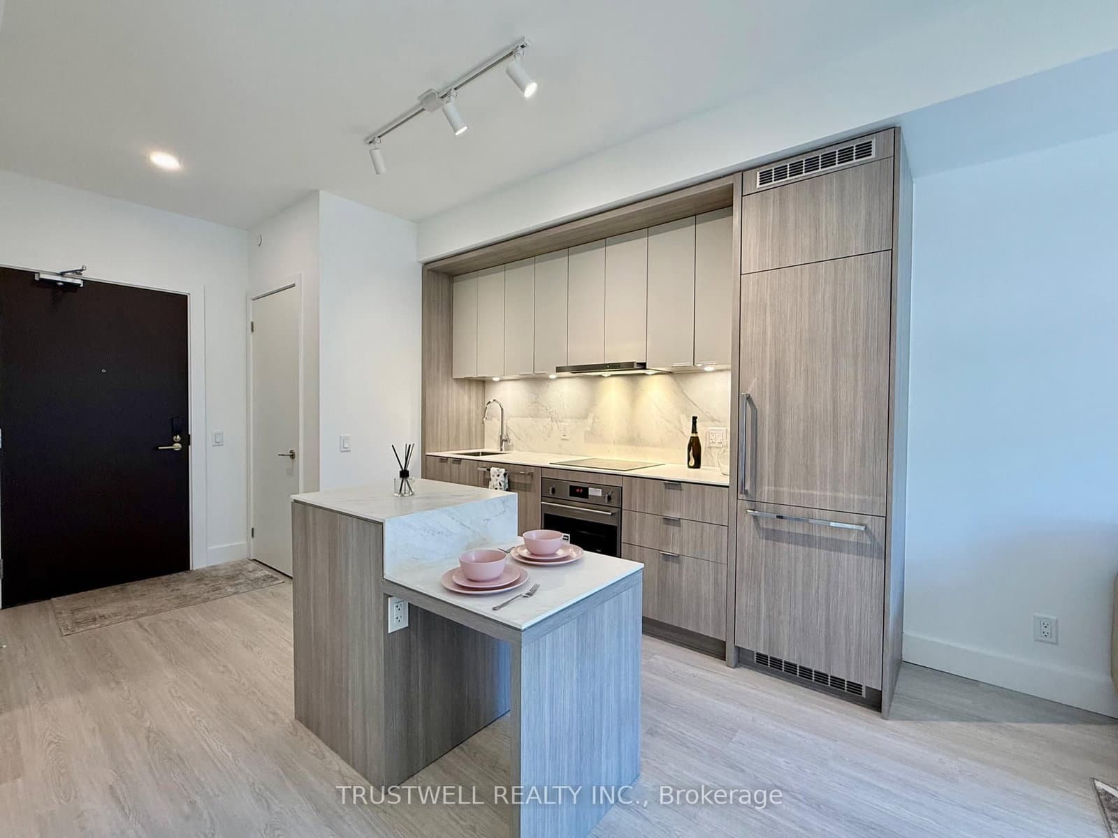 6 Greenbriar Road, Unit 503 thumbnail 3