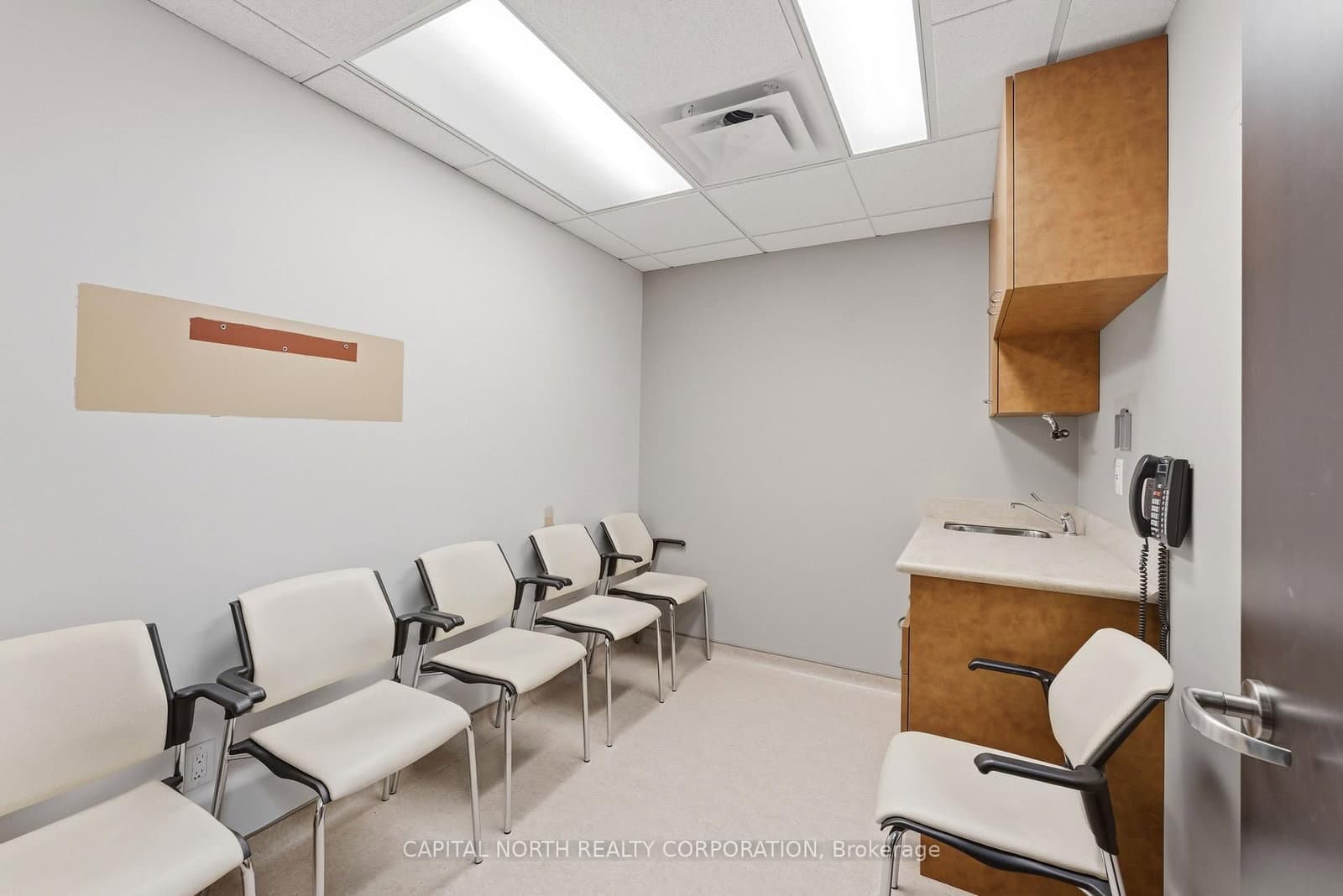 236 Avenue Road, Unit 2nd Floor thumbnail 25