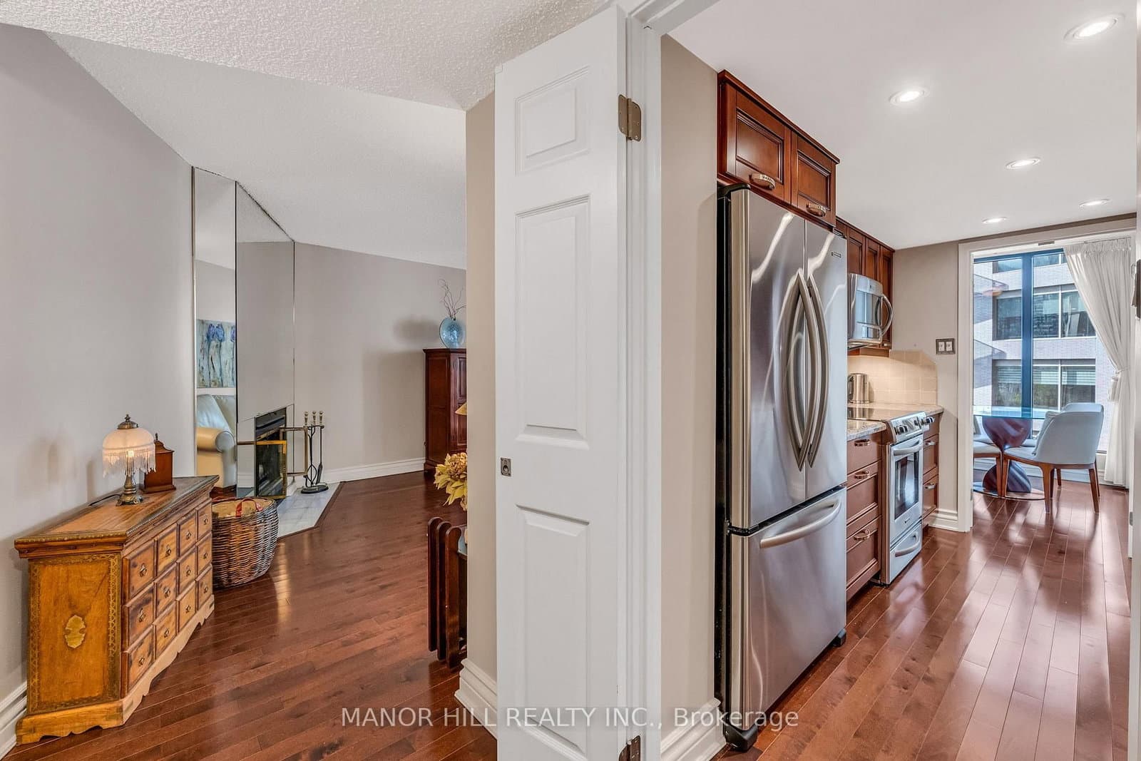 1331 Bay Street, Unit 803 thumbnail 19
