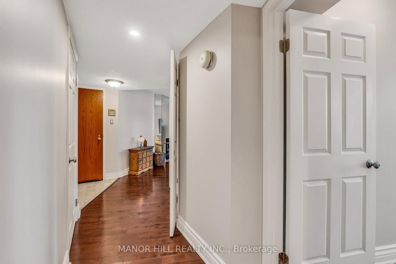 1331 Bay Street, Unit 803 thumbnail 21