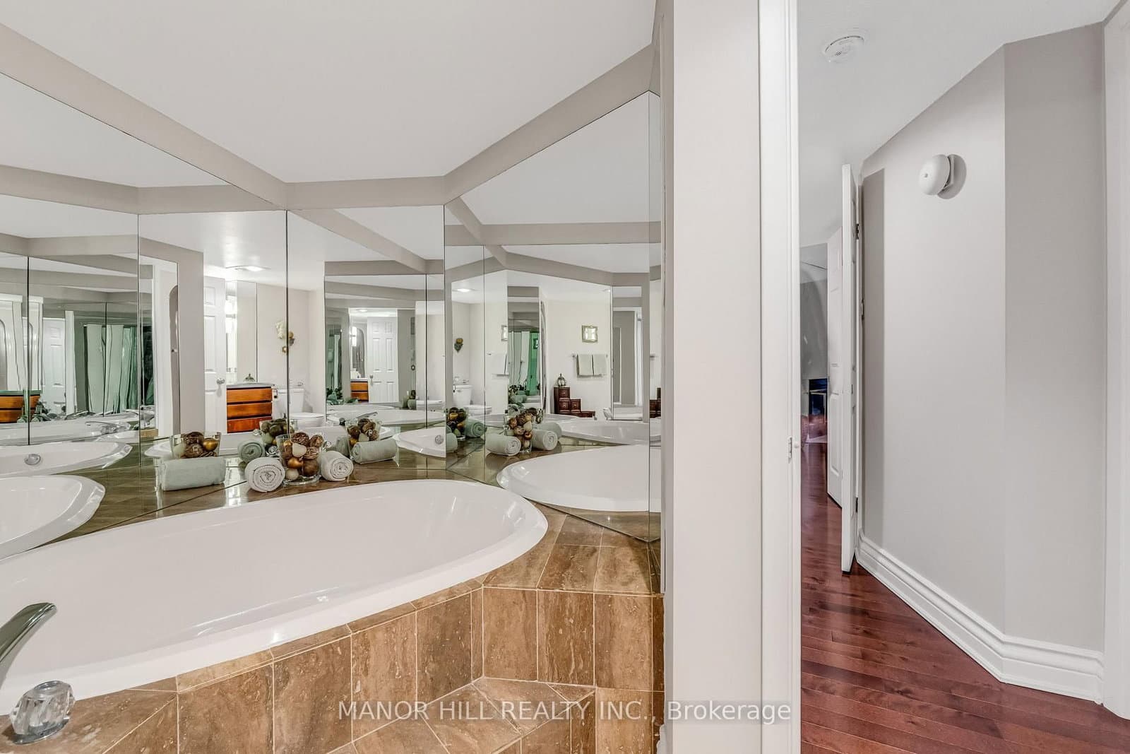 1331 Bay Street, Unit 803 thumbnail 27