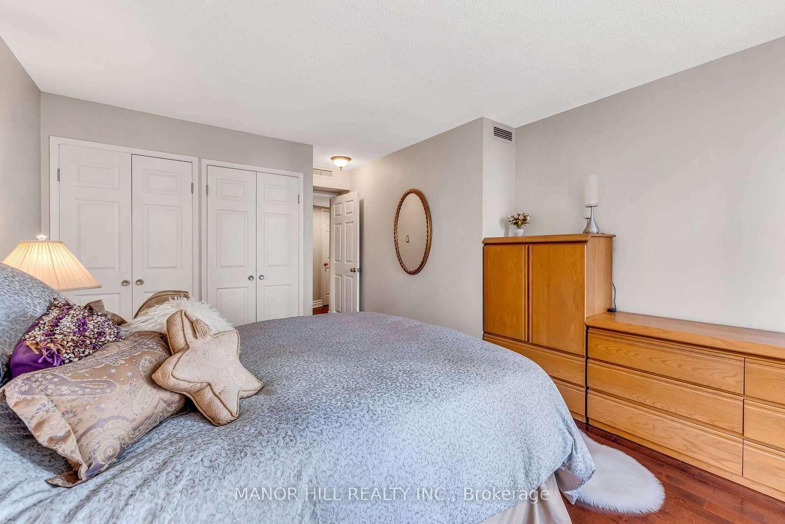 1331 Bay Street, Unit 803 thumbnail 31