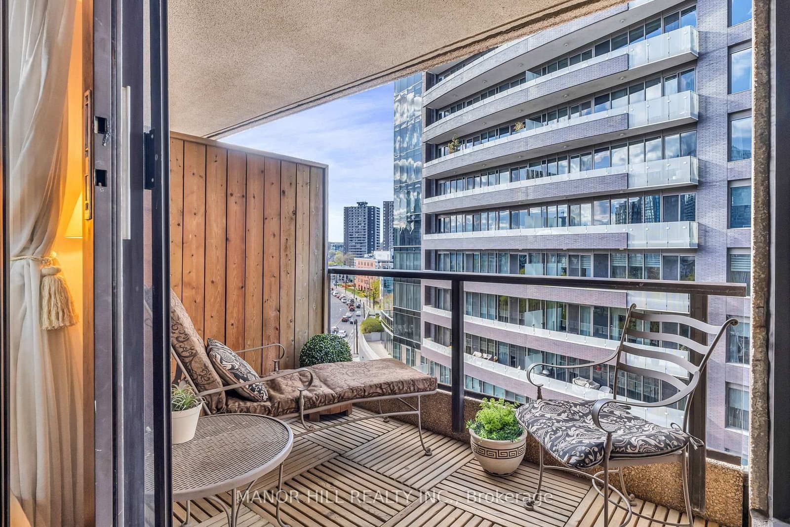 1331 Bay Street, Unit 803 thumbnail 32