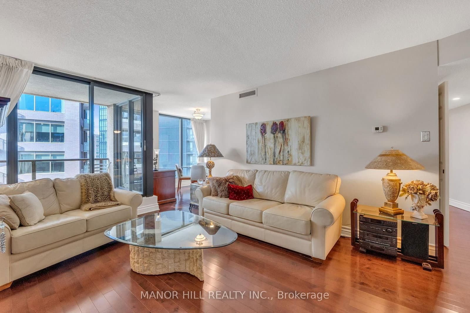 1331 Bay Street, Unit 803 thumbnail 5