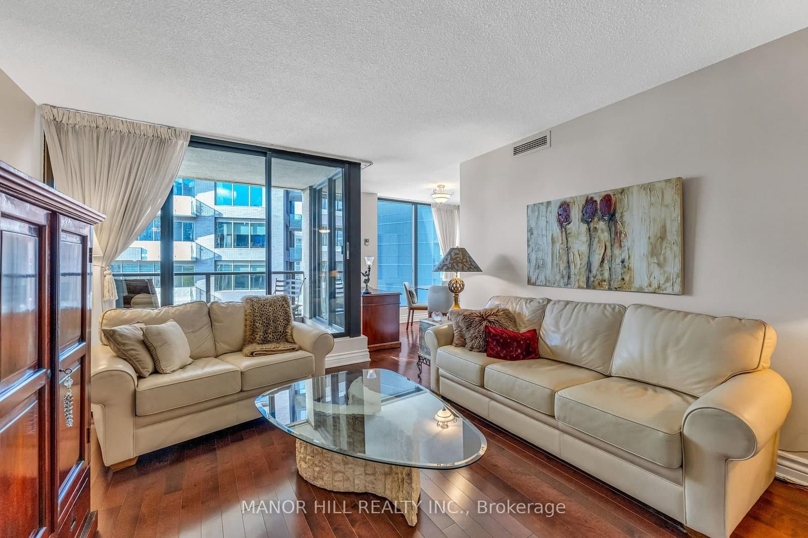 1331 Bay Street, Unit 803 thumbnail 6