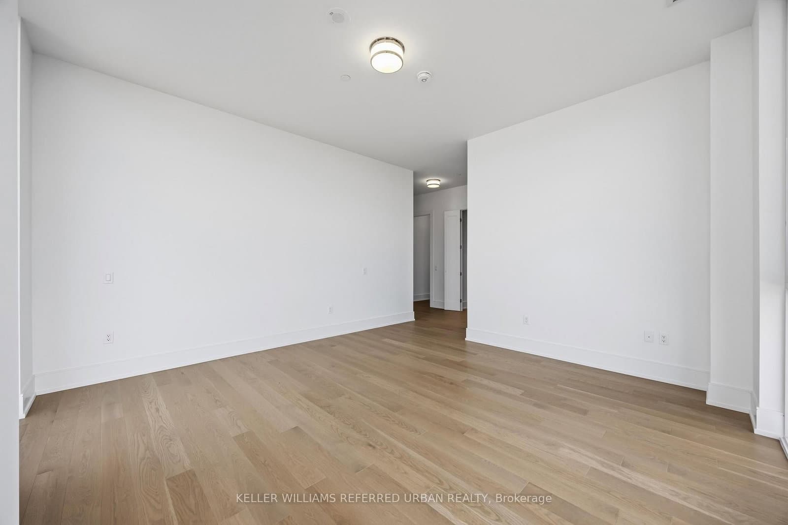 10 Inn On The Park Drive, Unit PH3 thumbnail 18