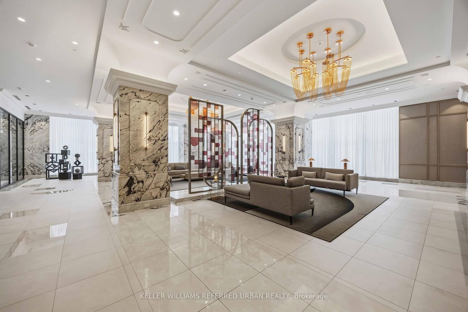 10 Inn On The Park Drive, Unit PH3 thumbnail 4
