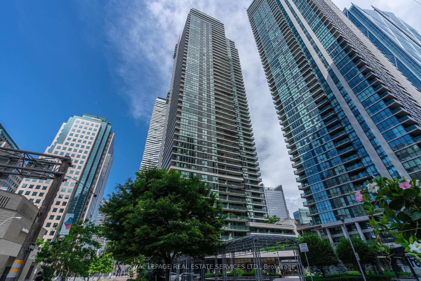 18 Harbour Street, Unit 1204 thumbnail 27