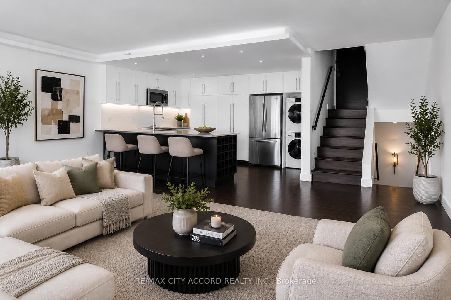 33 Harbour Square, Unit 2018 thumbnail 7