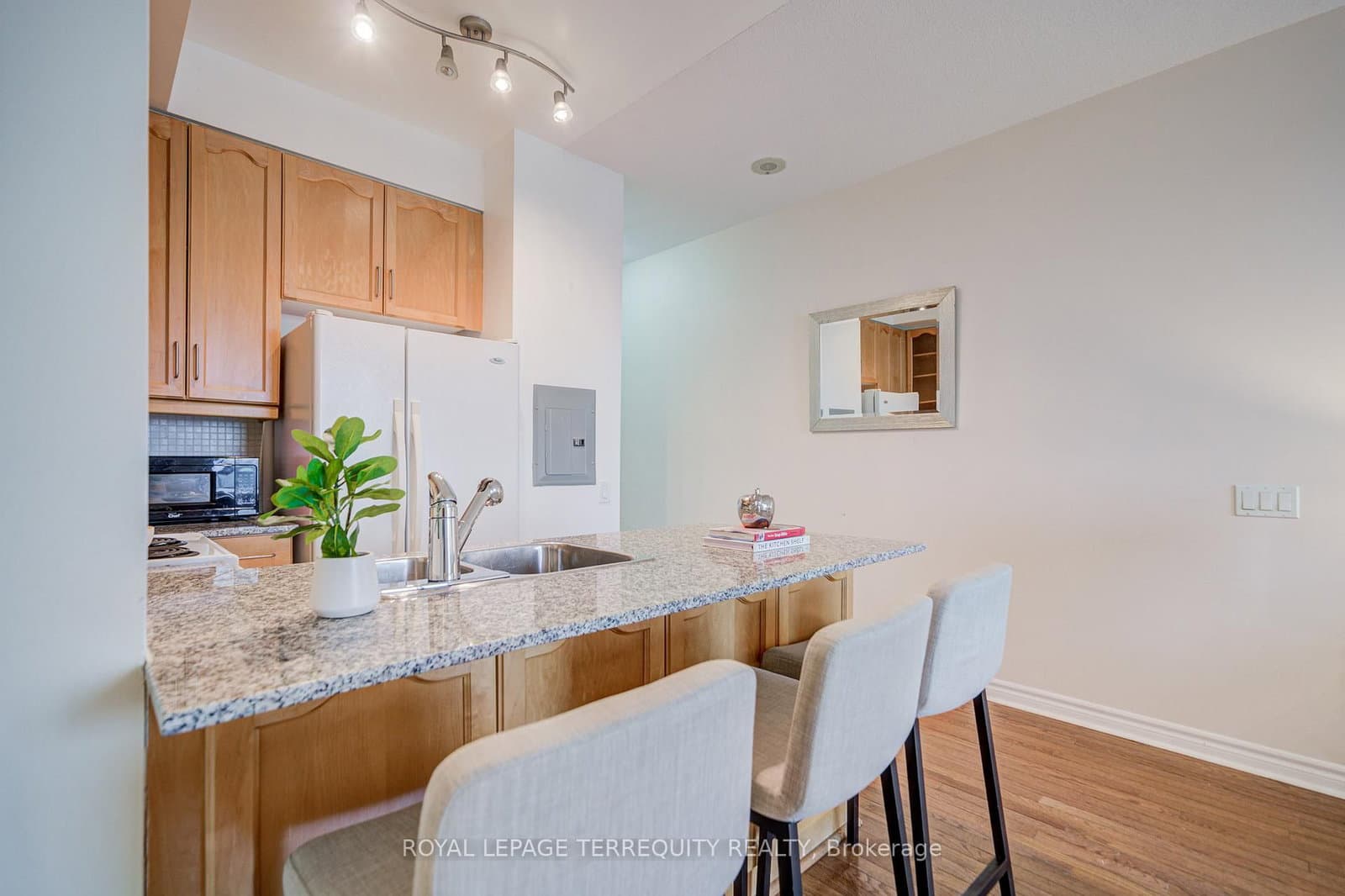 60 Byng Avenue, Unit #1509 thumbnail 13