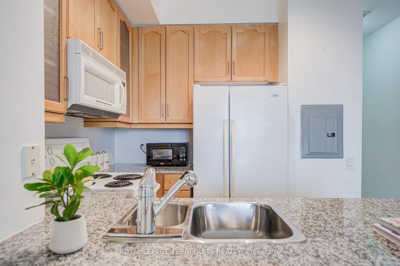 60 Byng Avenue, Unit #1509 thumbnail 14