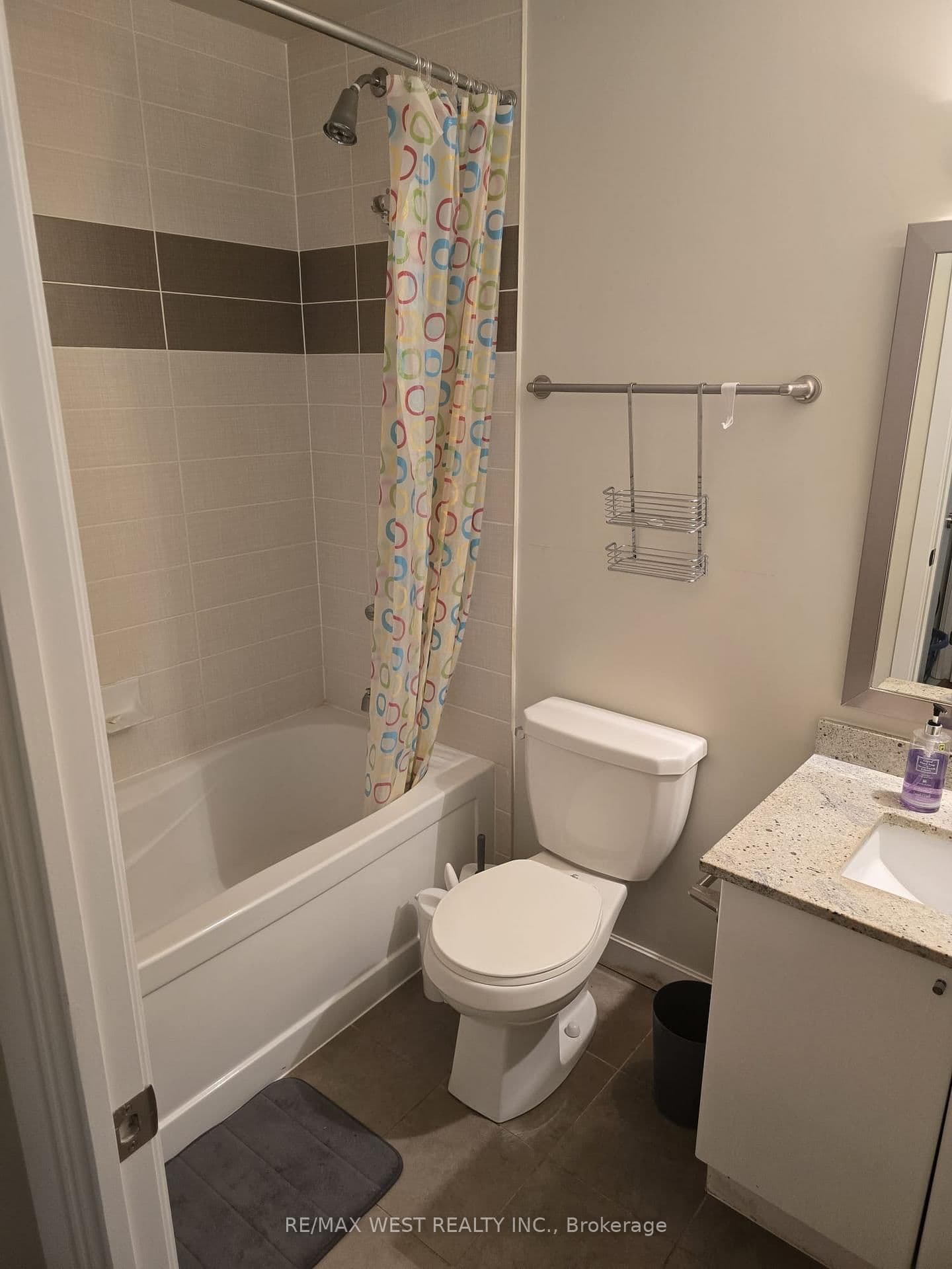 33 Bay Street, Unit 2305 thumbnail 5
