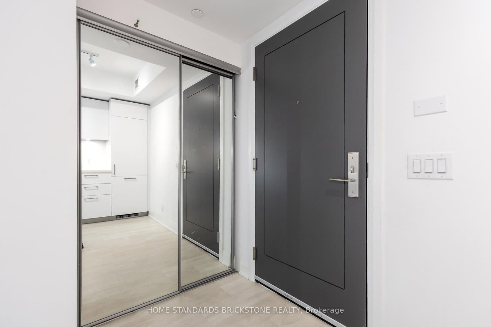 33 Frederick Todd Way, Unit 429 thumbnail 3