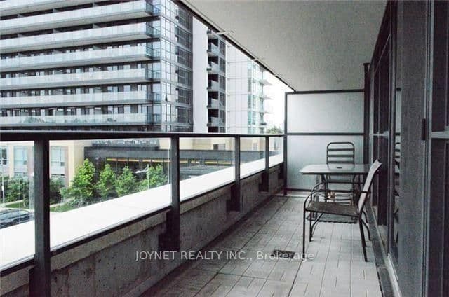 29 Singer Court, Unit 305 thumbnail 12