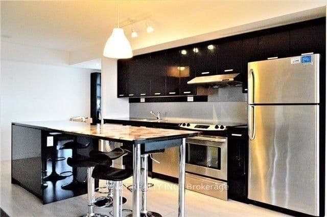 29 Singer Court, Unit 305 thumbnail 9