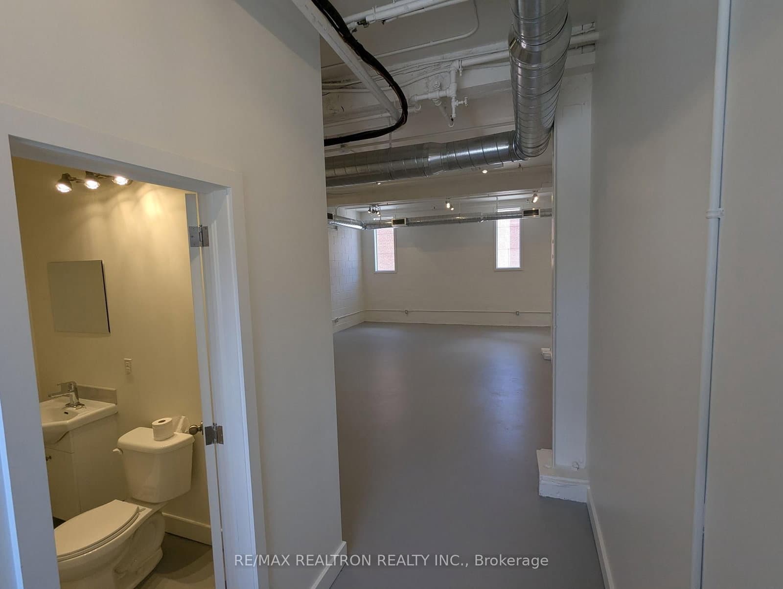 135 Tecumseth Street, Unit 11A thumbnail 2