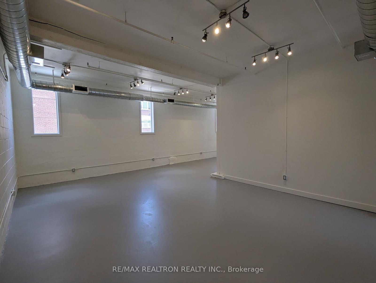 135 Tecumseth Street, Unit 11A thumbnail 3