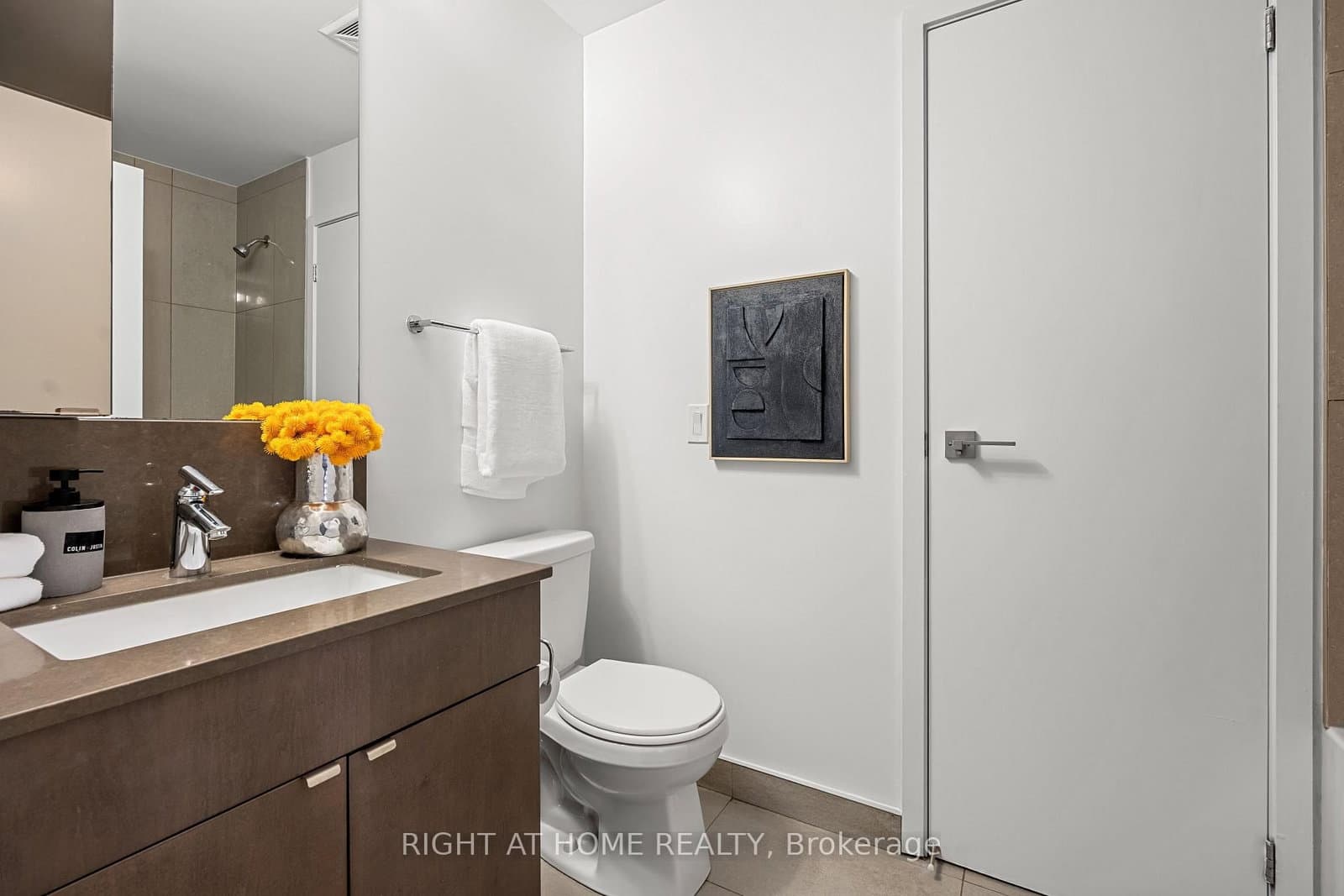 89 Dunfield Avenue, Unit 2306 thumbnail 12