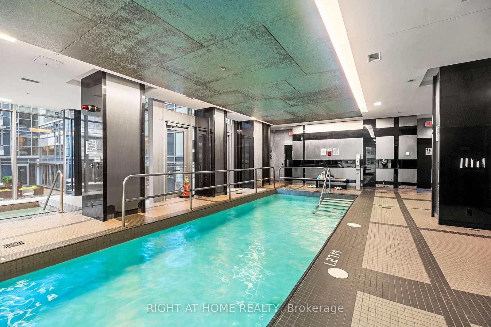 89 Dunfield Avenue, Unit 2306 thumbnail 19