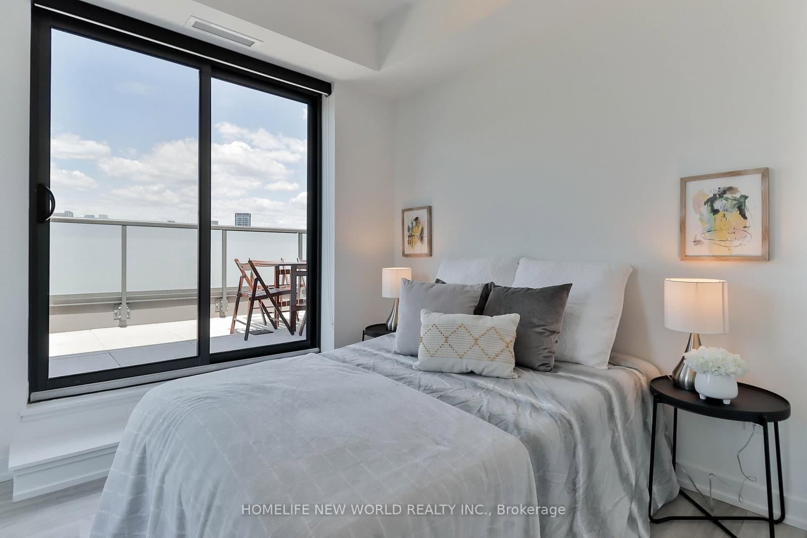28 Eastern Avenue, Unit 1003 thumbnail 17