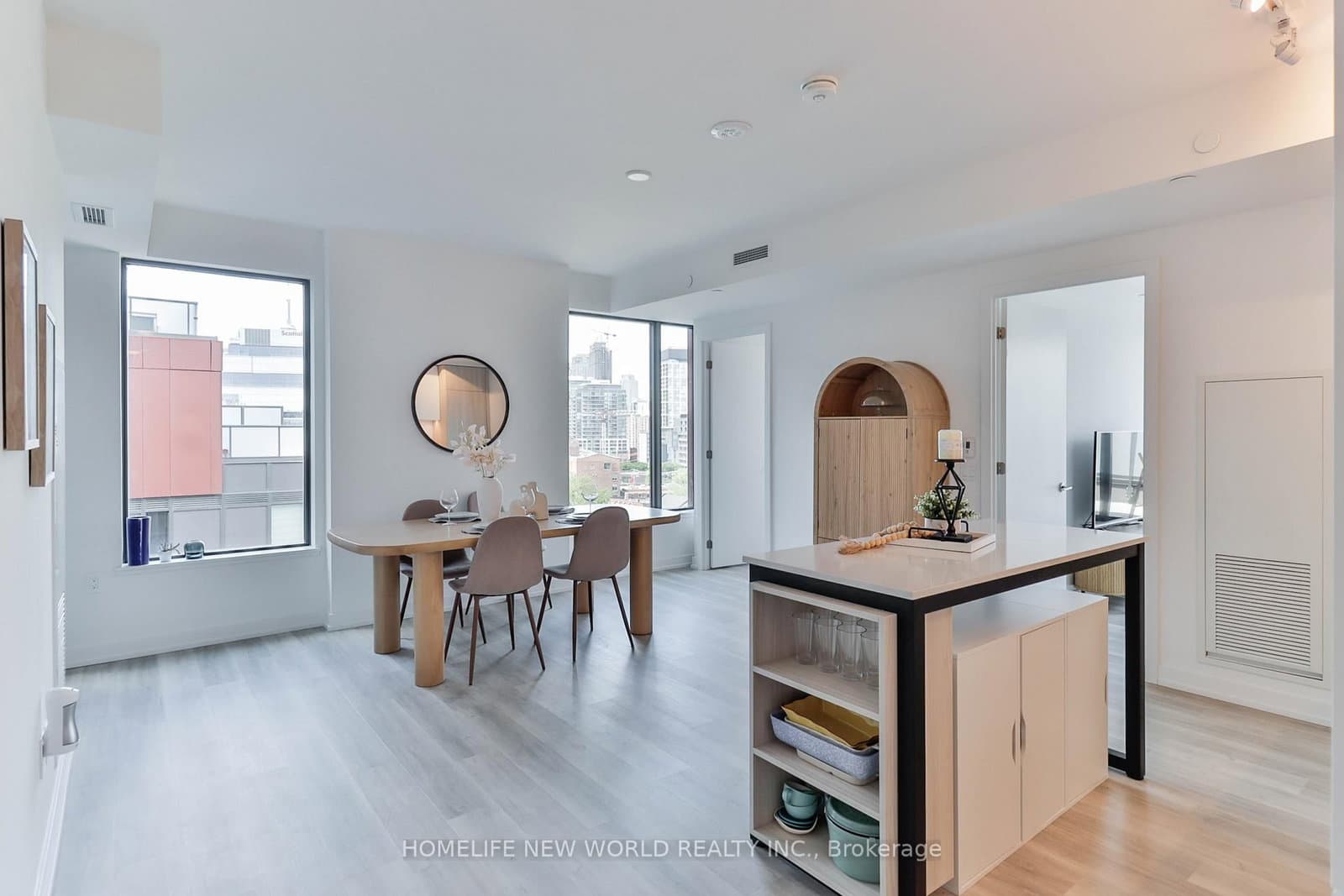 28 Eastern Avenue, Unit 1003 thumbnail 2