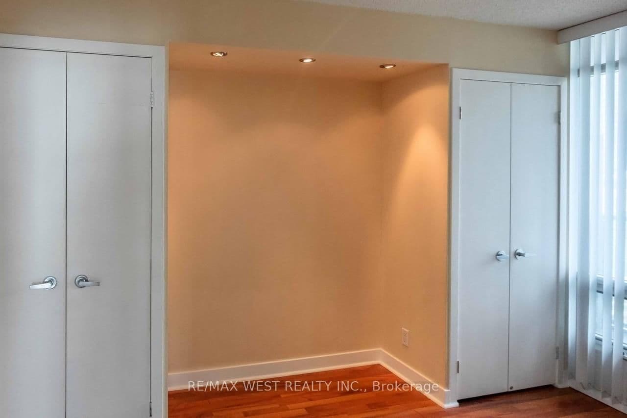 373 Front Street, Unit 2509 thumbnail 22