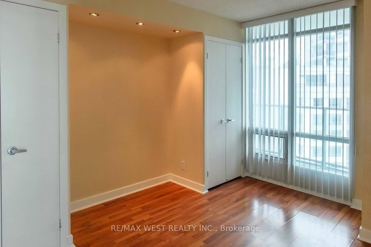 373 Front Street, Unit 2509 thumbnail 23