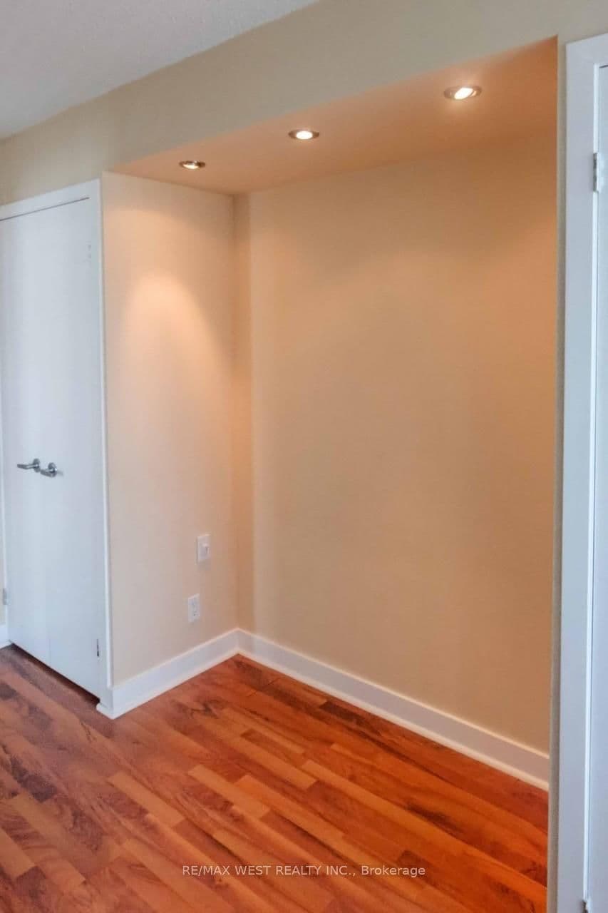 373 Front Street, Unit 2509 thumbnail 24