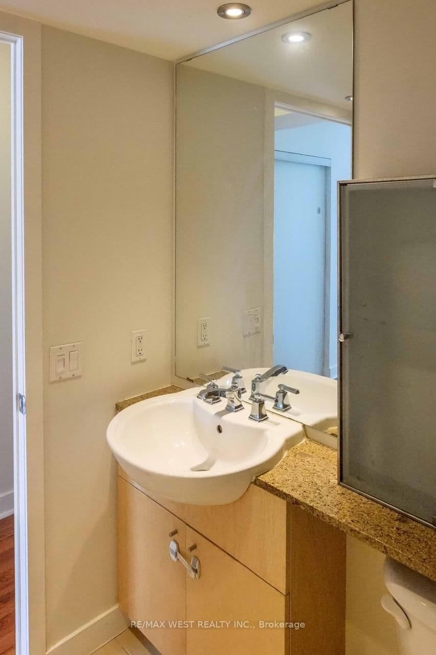 373 Front Street, Unit 2509 thumbnail 28
