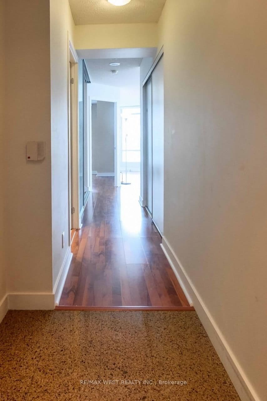 373 Front Street, Unit 2509 thumbnail 3