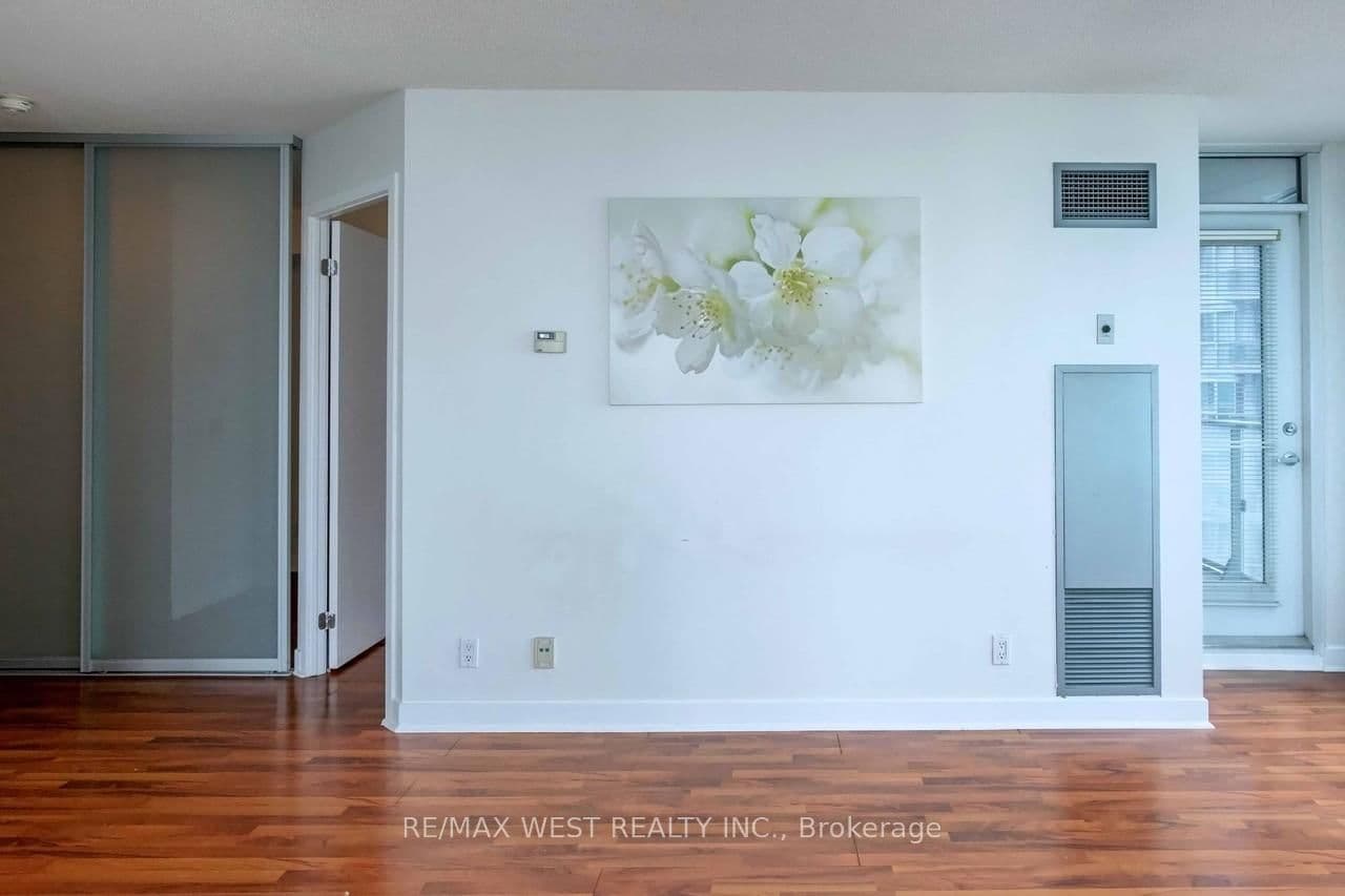 373 Front Street, Unit 2509 thumbnail 9