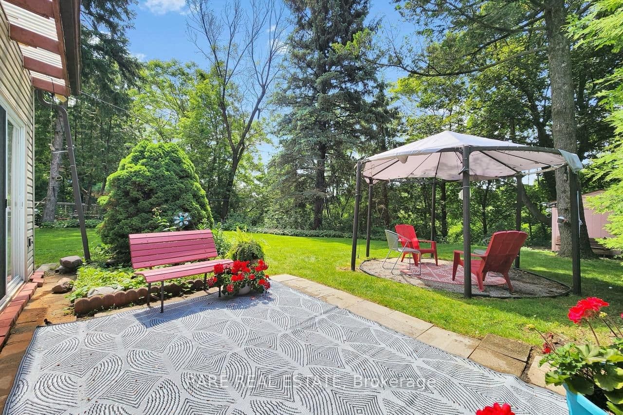 192 Three Valleys Drive thumbnail 35