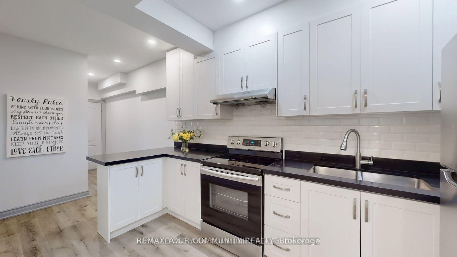 586 Parliament Street, Unit C thumbnail 4