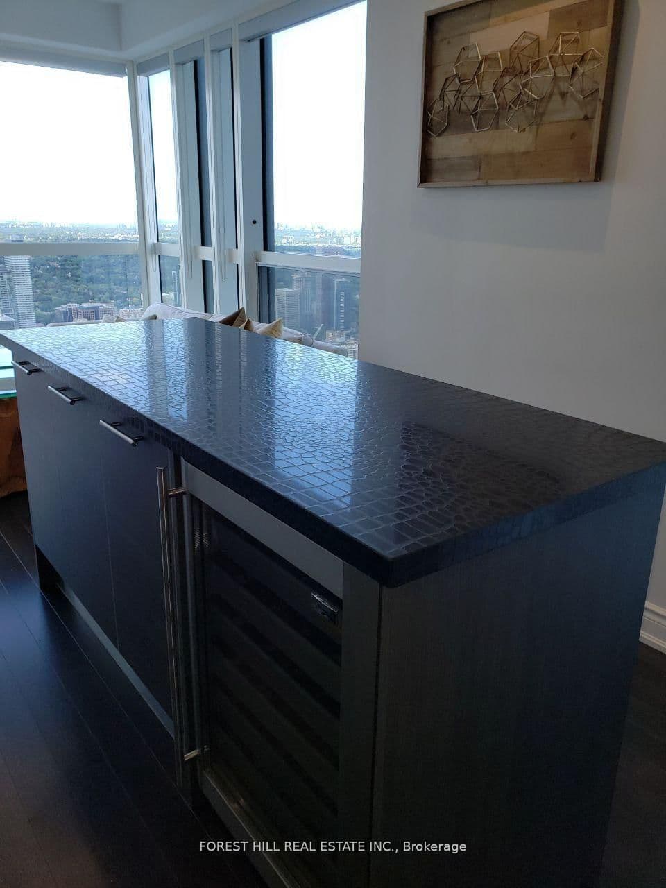 388 Yonge Street, Unit 7401 thumbnail 14
