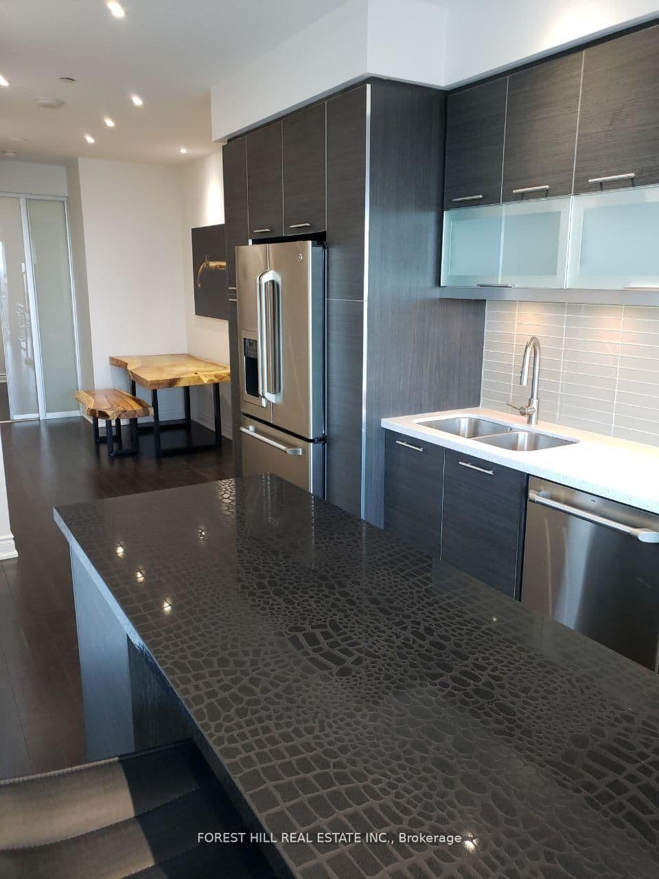 388 Yonge Street, Unit 7401 thumbnail 16