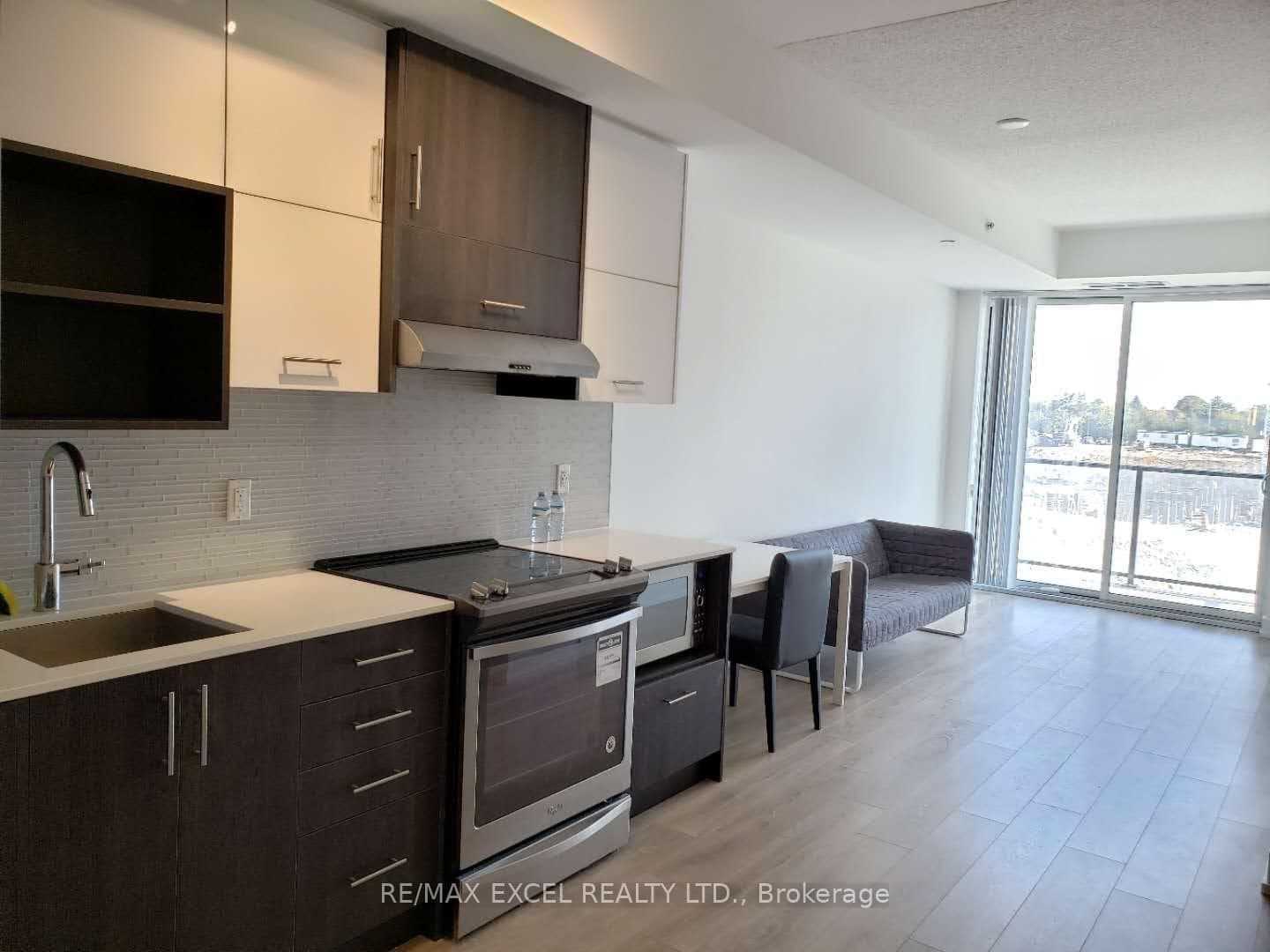 150 Fairview Mall Drive, Unit 212 thumbnail 12