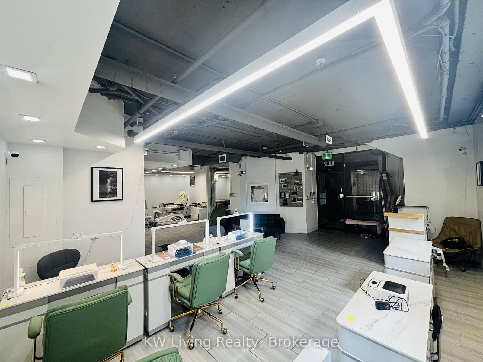 1300 Bay Street, Unit LL2 & LL3 thumbnail 3