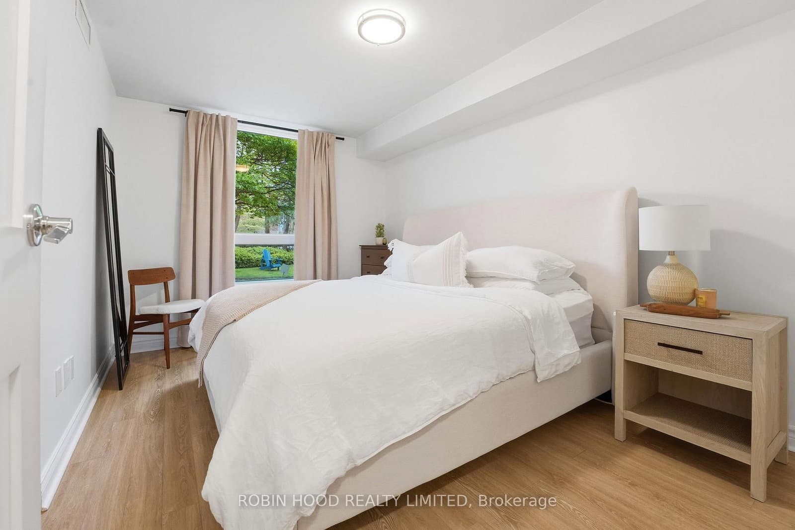 77 Maitland Place, Unit 123 thumbnail 6