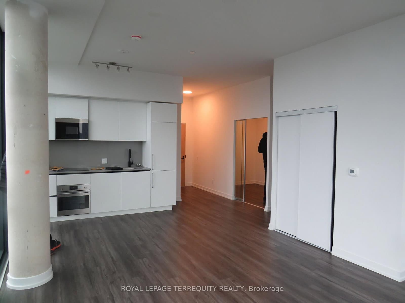35 Parliament Street, Unit 3304 thumbnail 4