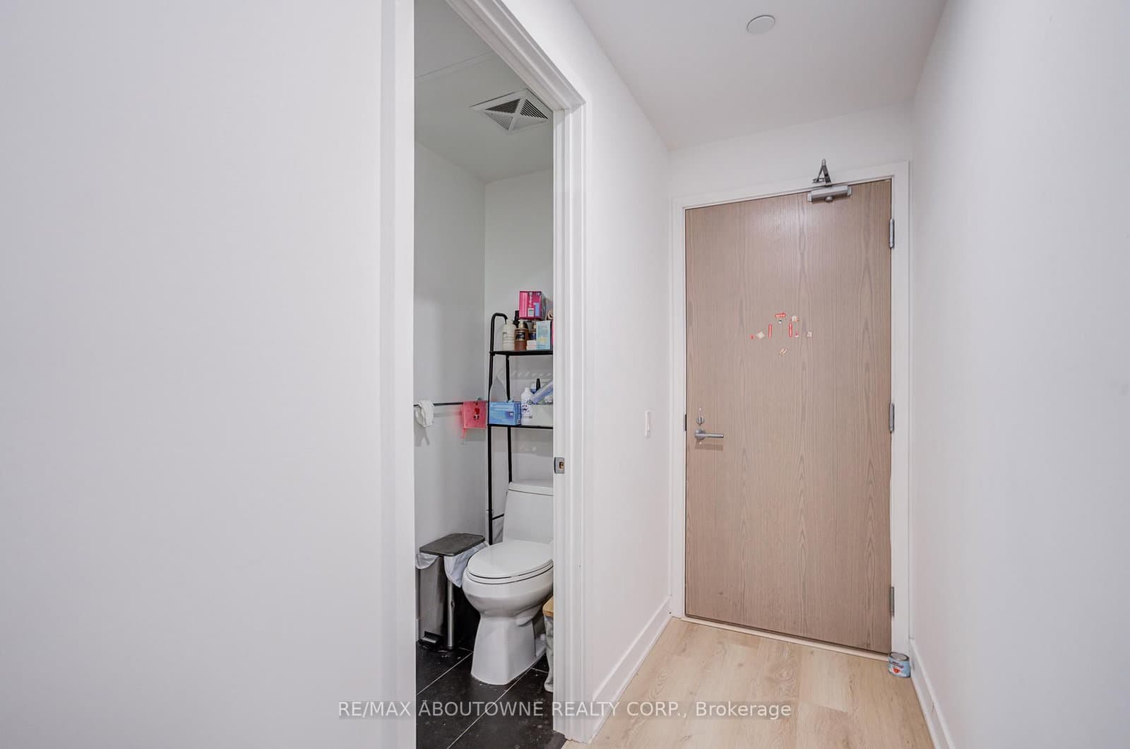 125 Blue Jays Way, Unit 4909 thumbnail 12