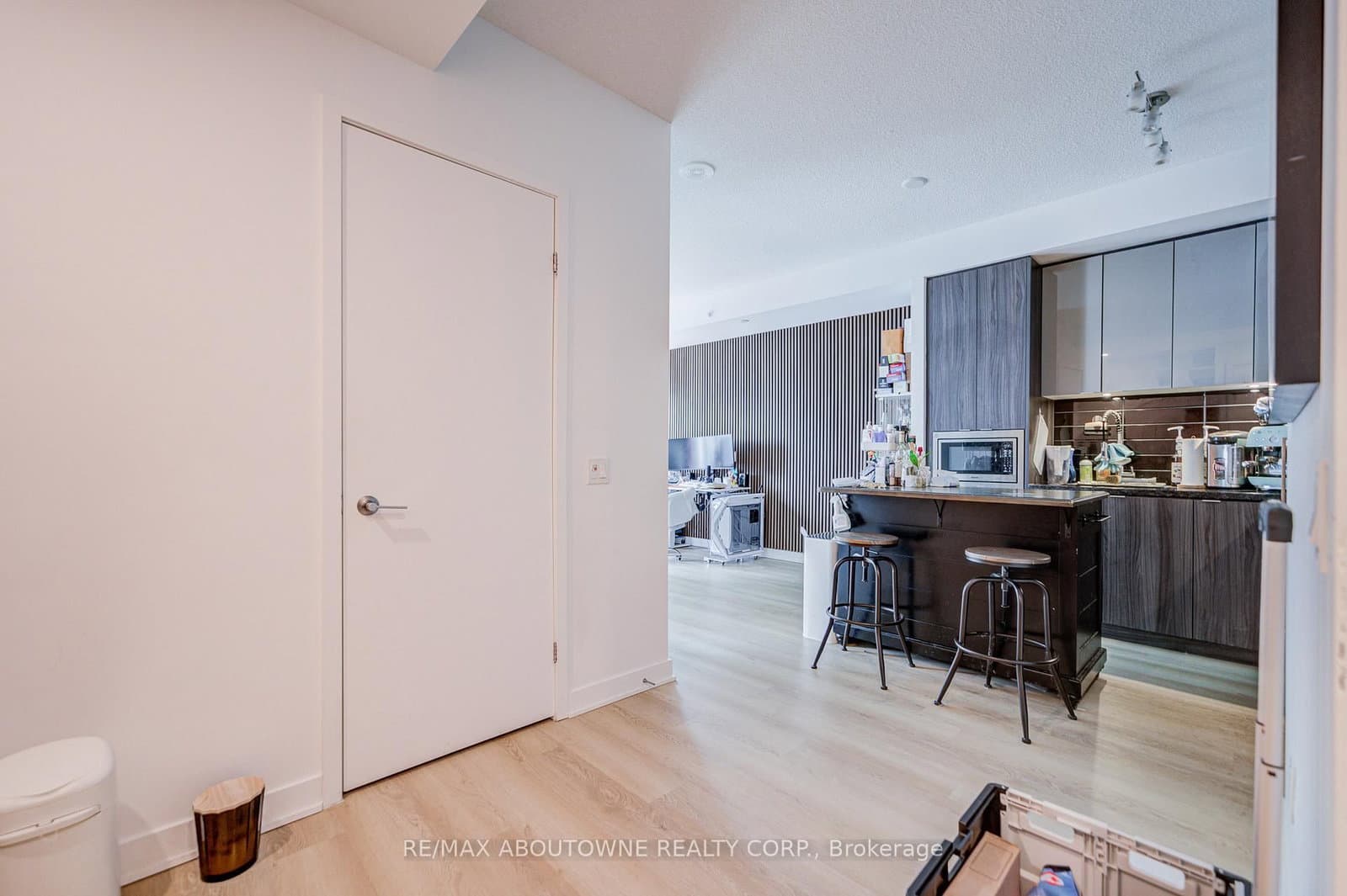 125 Blue Jays Way, Unit 4909 thumbnail 15
