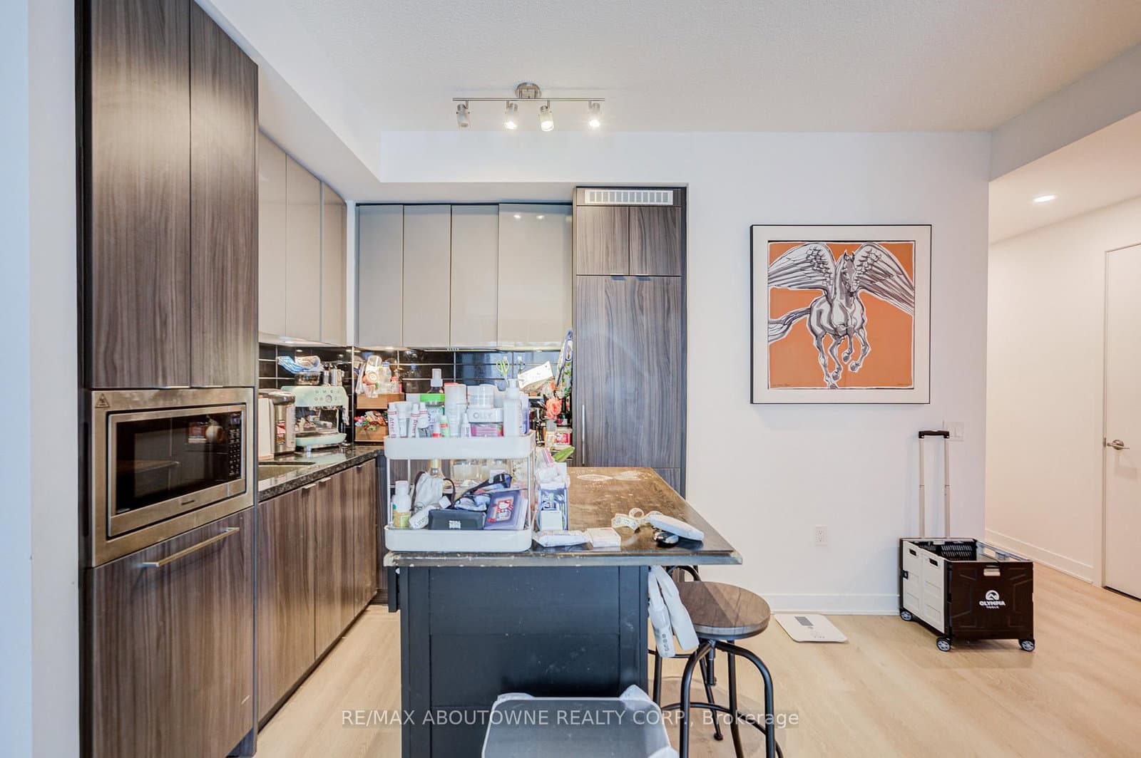 125 Blue Jays Way, Unit 4909 thumbnail 21
