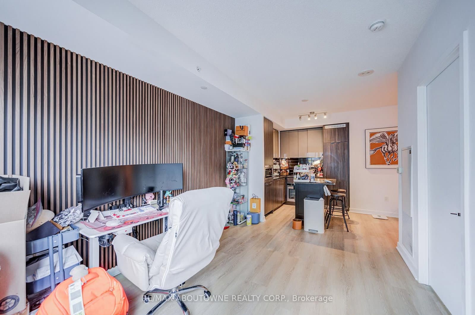 125 Blue Jays Way, Unit 4909 thumbnail 24