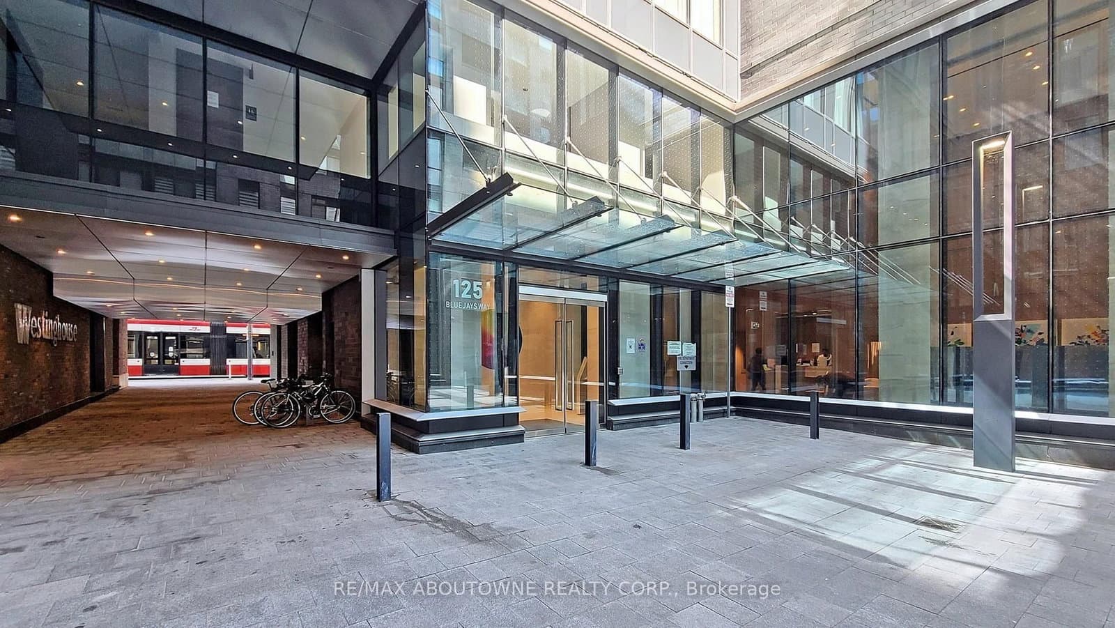 125 Blue Jays Way, Unit 4909 thumbnail 5