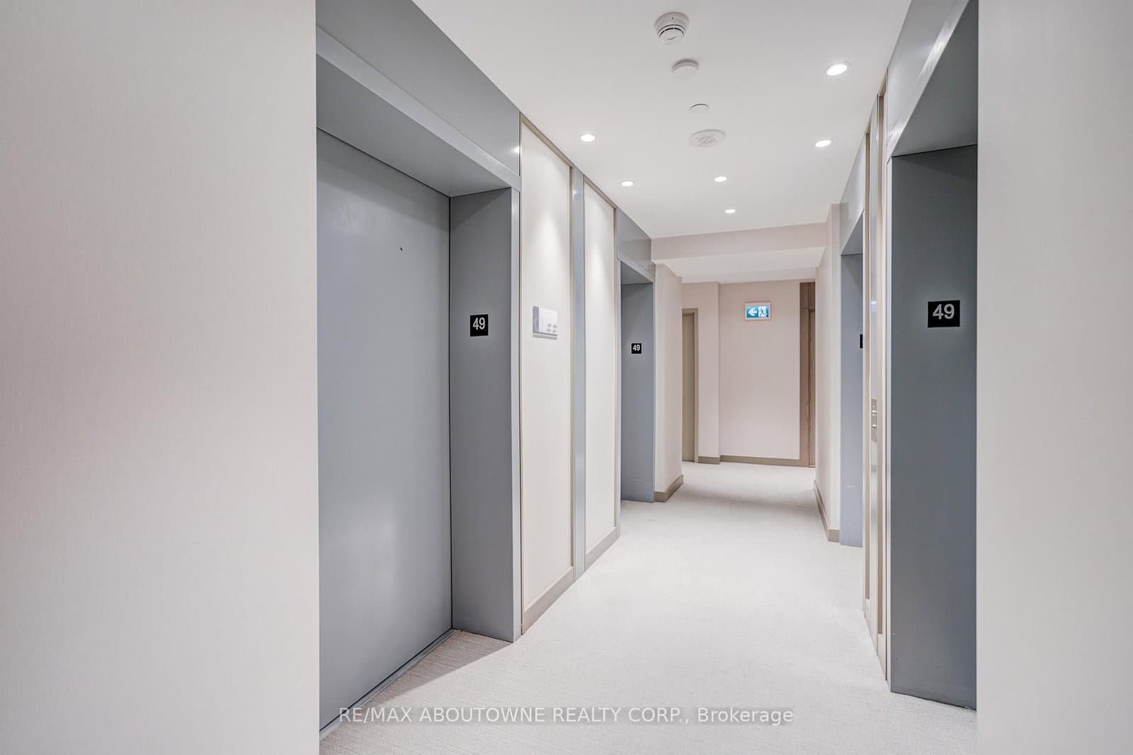 125 Blue Jays Way, Unit 4909 thumbnail 8
