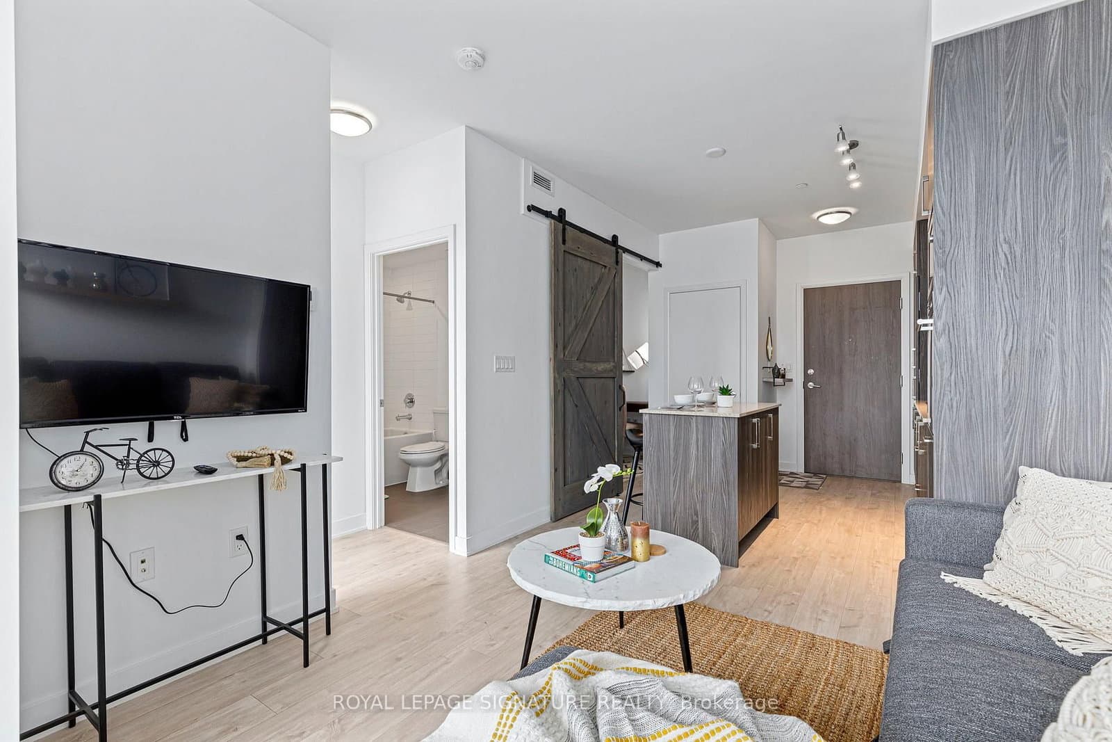 576 Front Street W, Unit 806E thumbnail 10