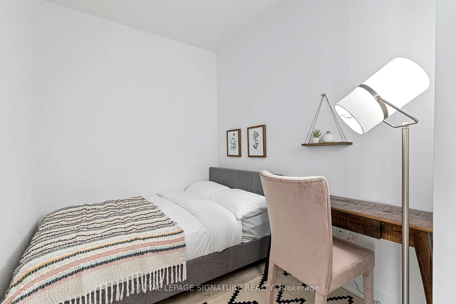 576 Front Street W, Unit 806E thumbnail 11
